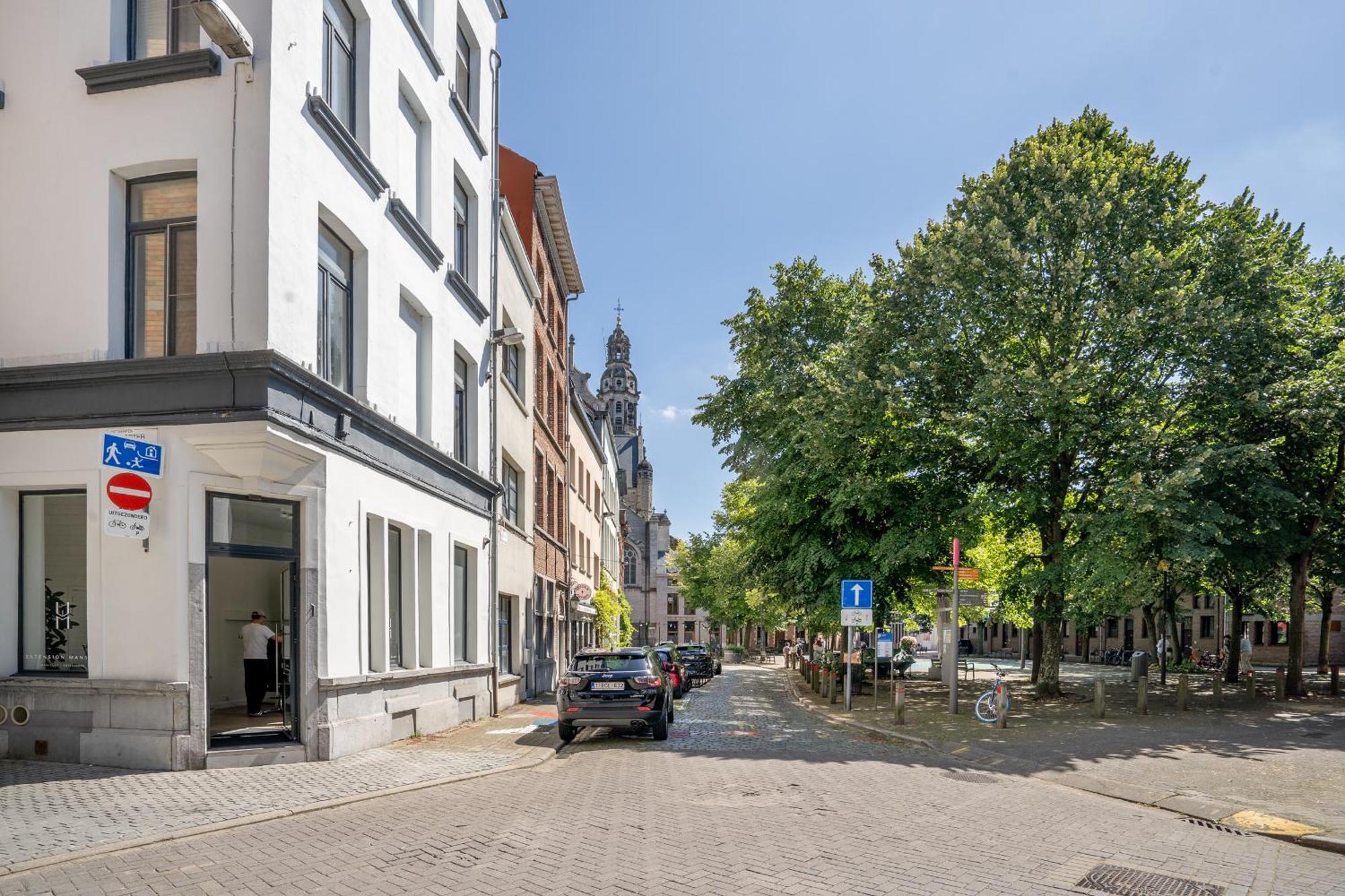 Light Modern Apartment In The Heart Of Anvers Dış mekan fotoğraf