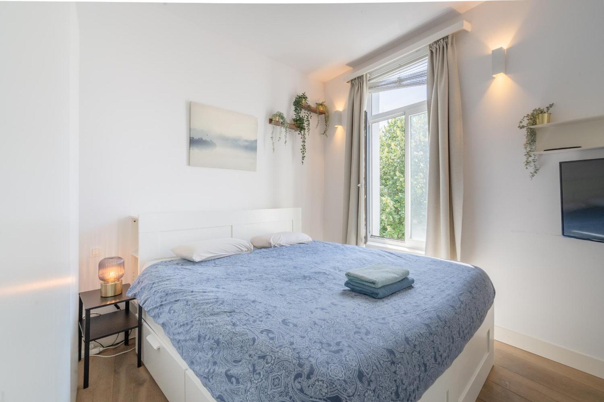 Light Modern Apartment In The Heart Of Anvers Dış mekan fotoğraf