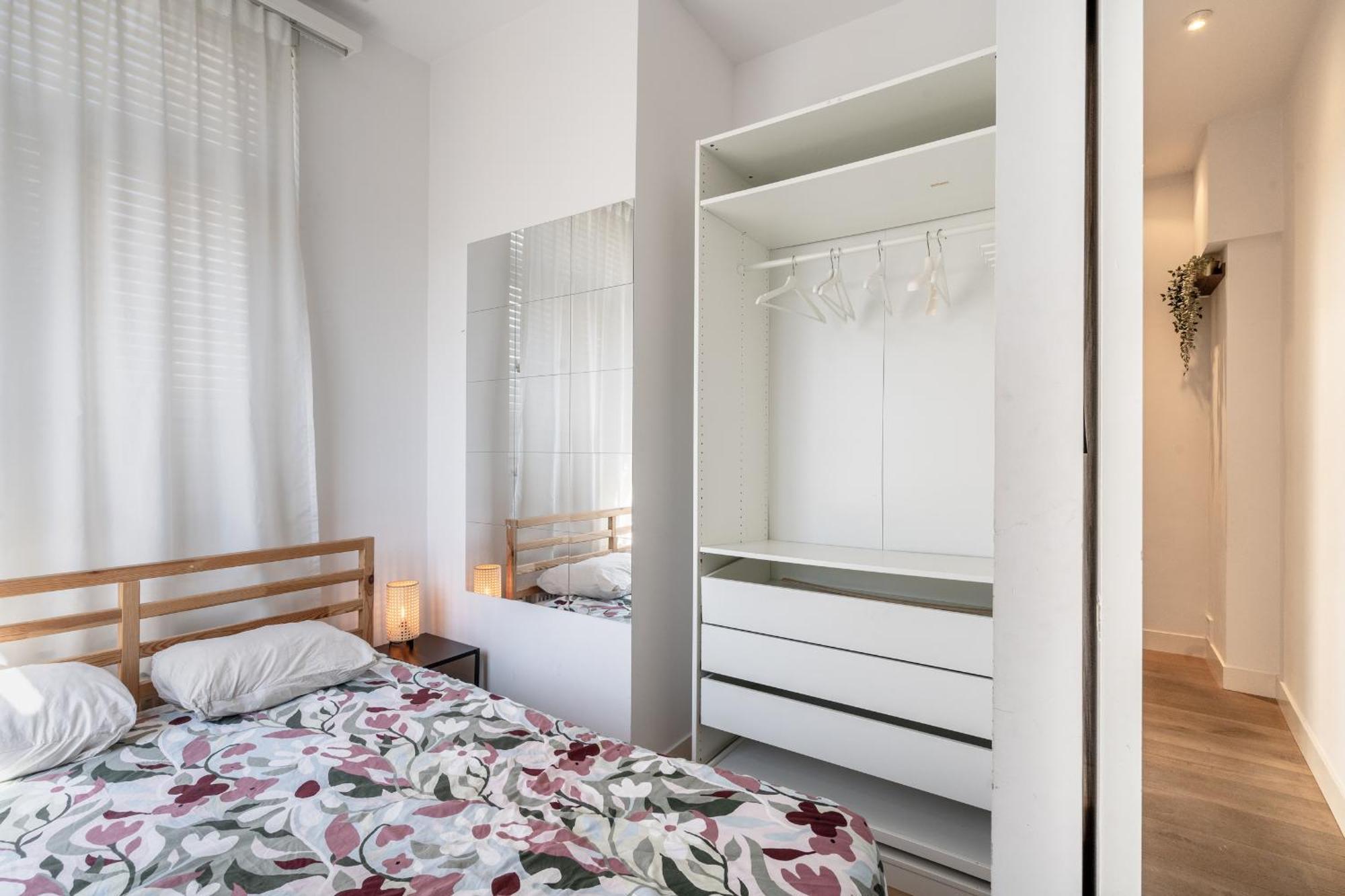 Light Modern Apartment In The Heart Of Anvers Dış mekan fotoğraf