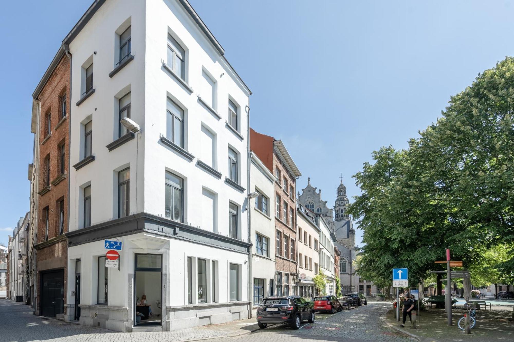 Light Modern Apartment In The Heart Of Anvers Dış mekan fotoğraf