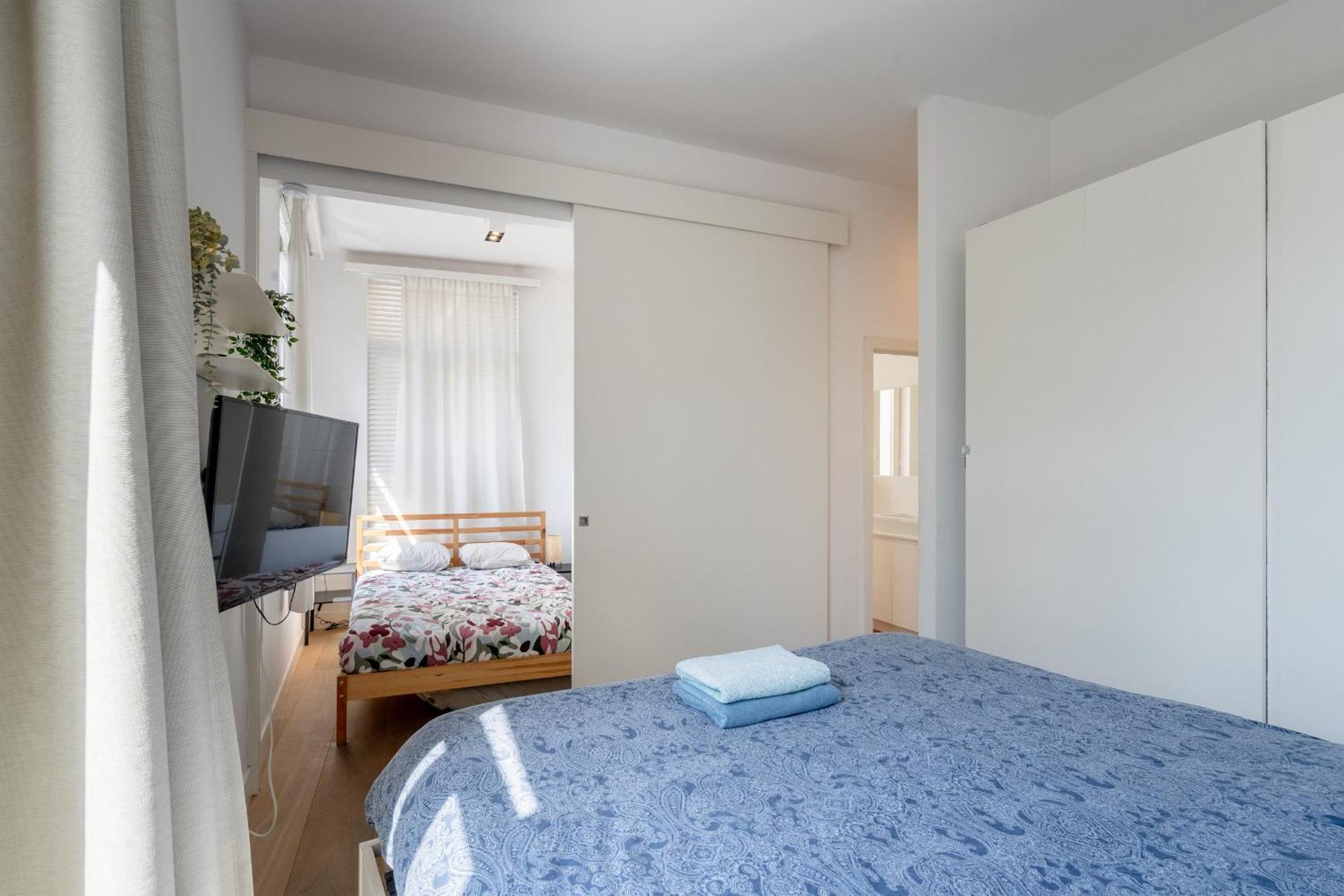 Light Modern Apartment In The Heart Of Anvers Dış mekan fotoğraf